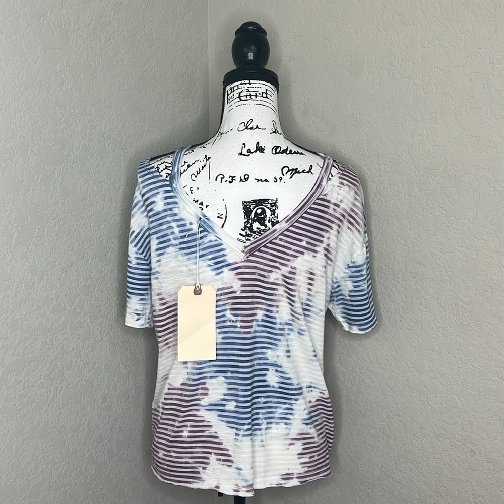 700 - T.LA Anthropologie NWT Blue/Purple Short Sleeve Top, Size Small - Picture 4 of 8